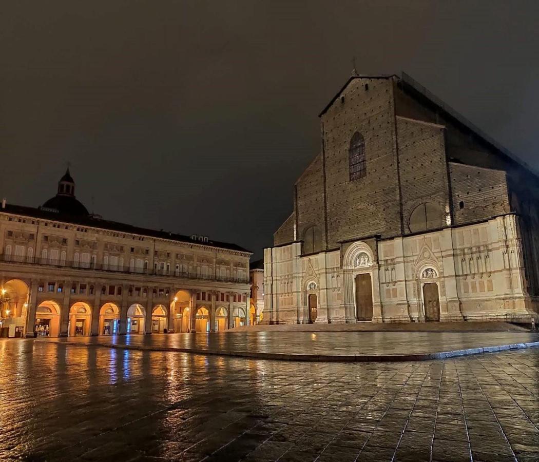 2Towers Holiday House_Centro Storico Di Bologna Bagian luar foto